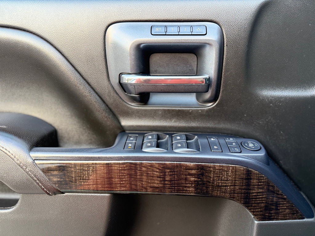 2015 GMC Sierra Image 31