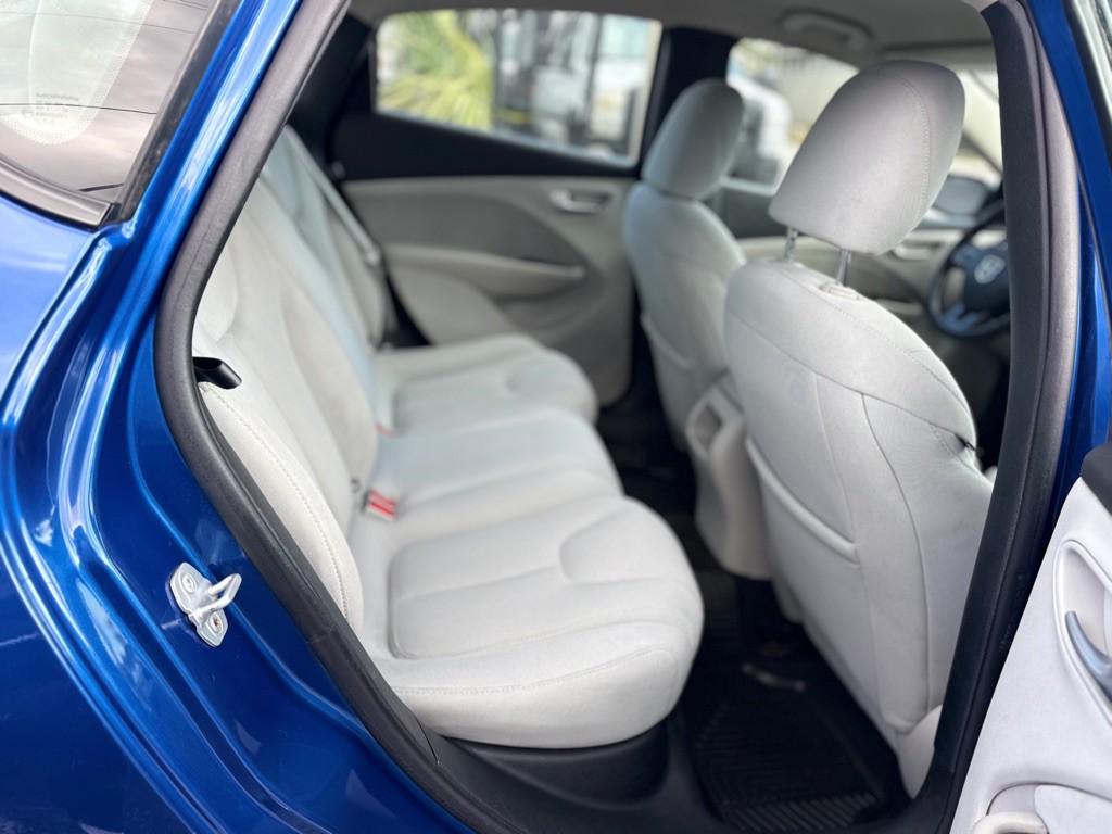 2013 Dodge Dart Image 15