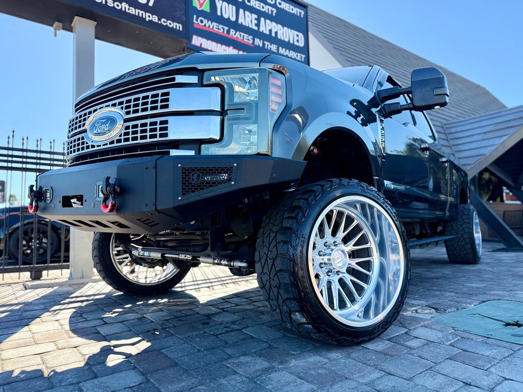 2019 Ford F-250 Image 1