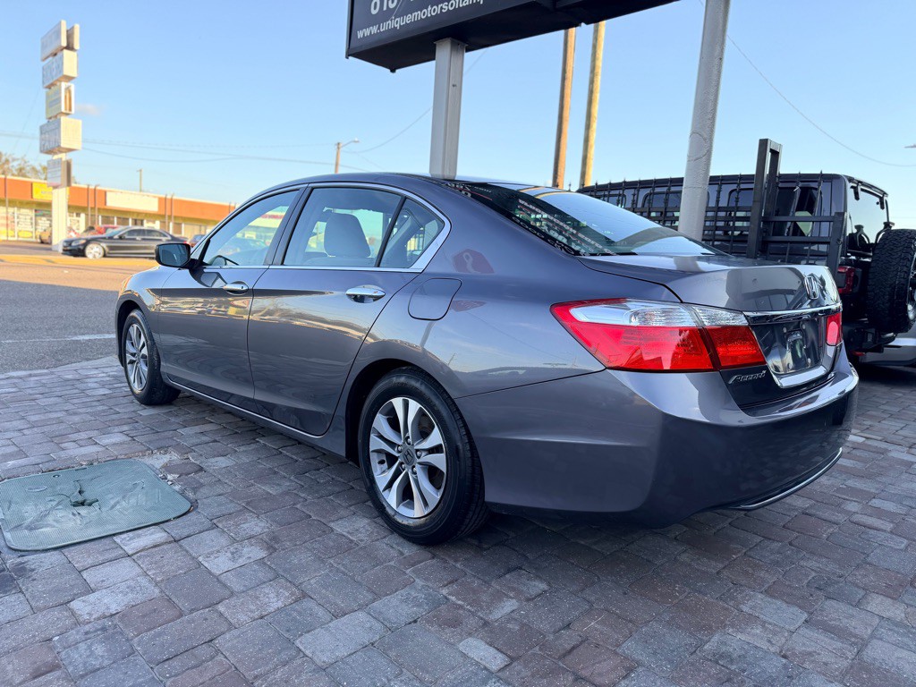 2015 Honda Accord Image 7