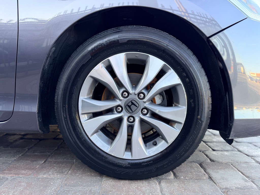 2015 Honda Accord Image 10