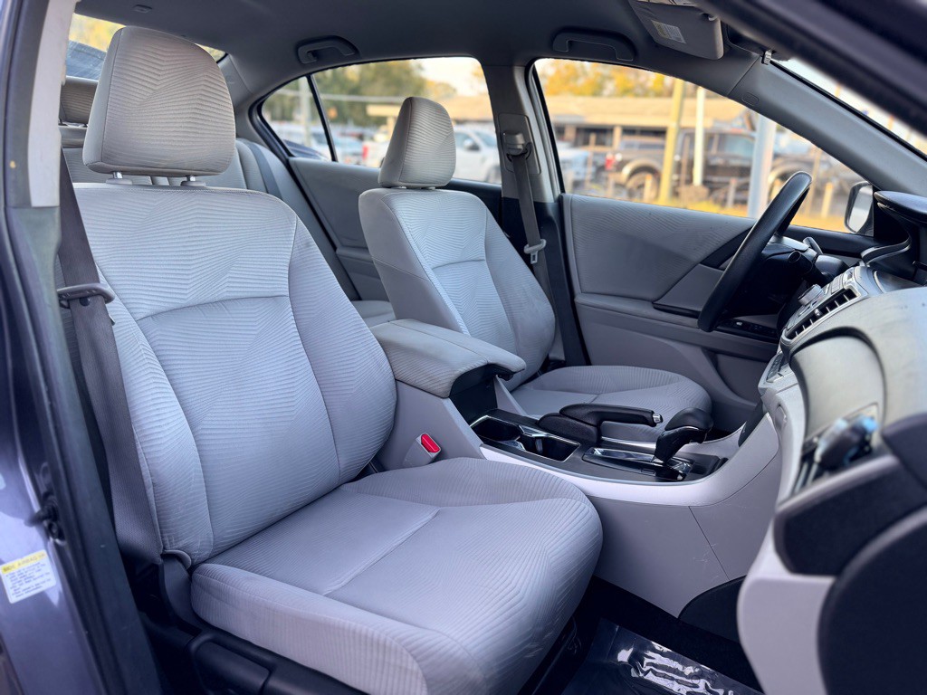 2015 Honda Accord Image 15