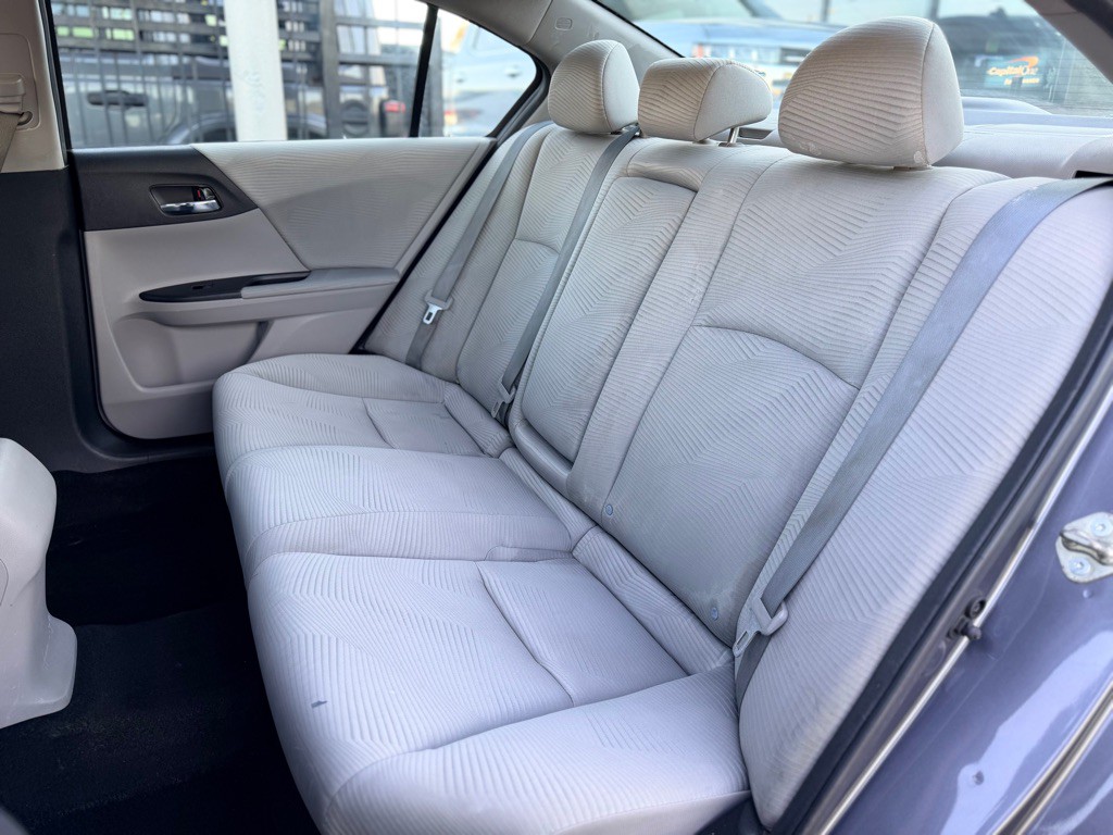 2015 Honda Accord Image 19