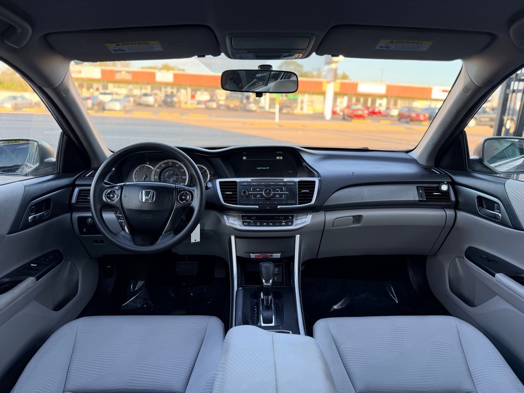 2015 Honda Accord Image 20