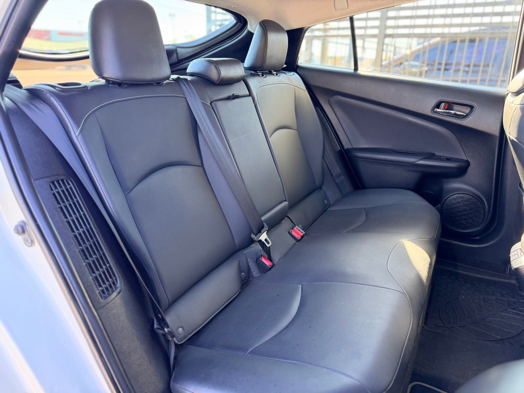 2020 Toyota Prius Image 20