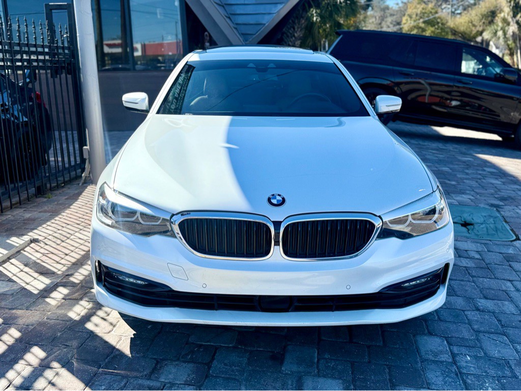 2018 BMW 5 Series Image 4