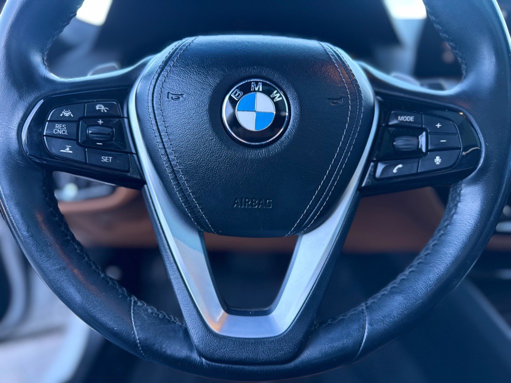 2018 BMW 5 Series Image 32