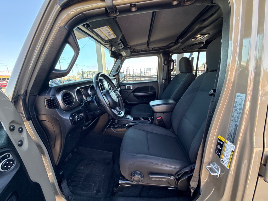 2020 Jeep Gladiator Image 13