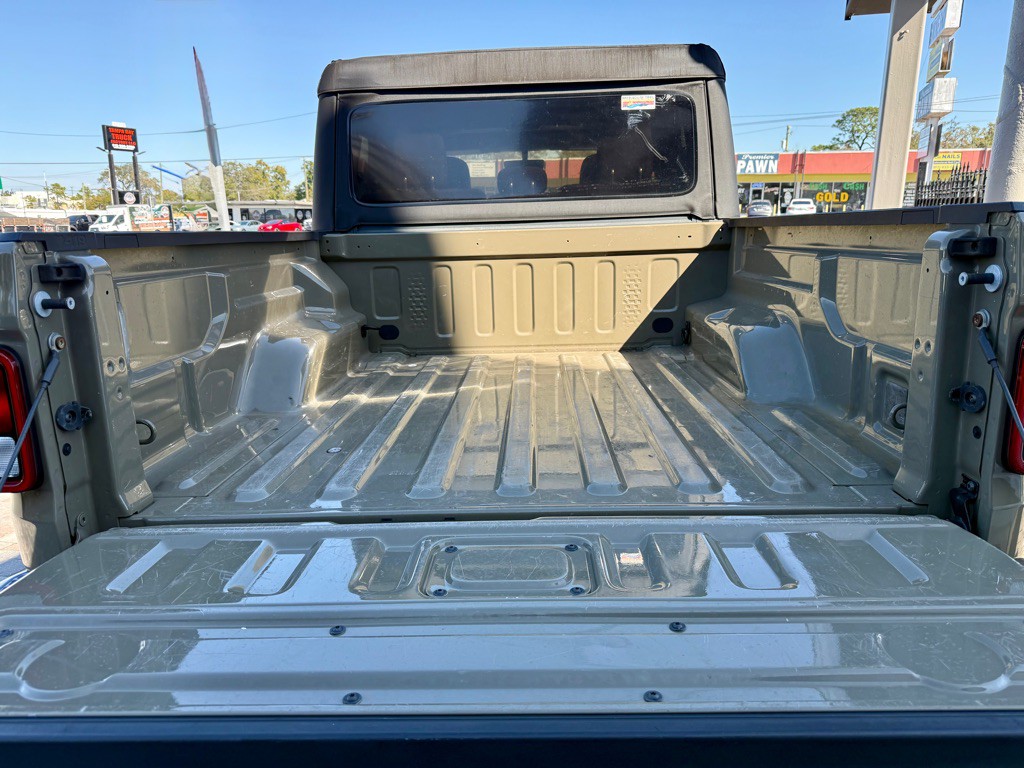 2020 Jeep Gladiator Image 19