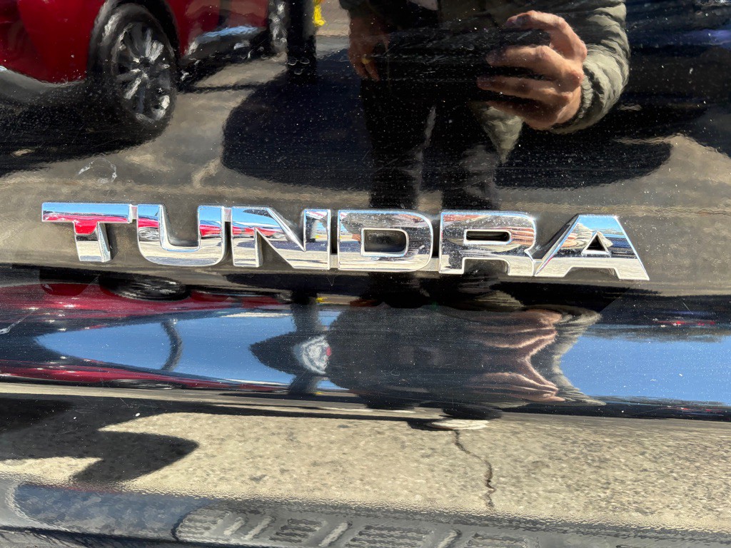 2010 Toyota Tundra Image 15