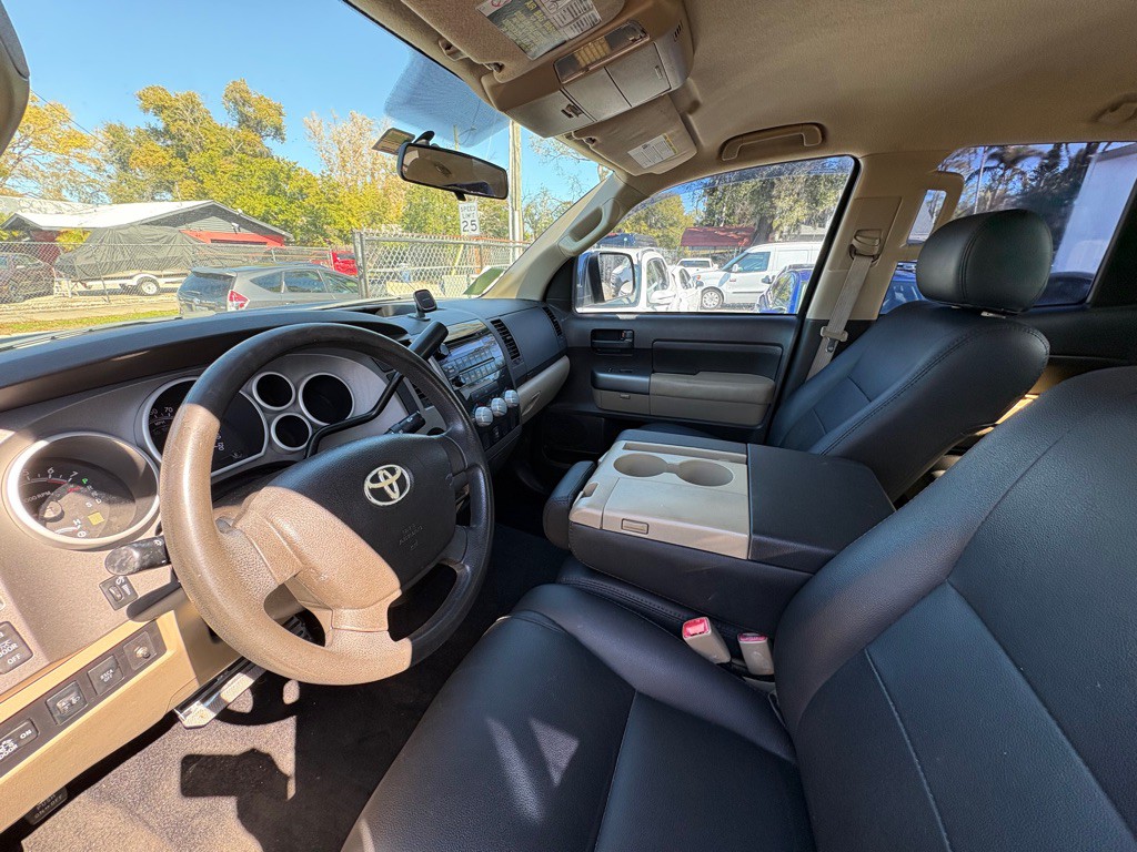 2010 Toyota Tundra Image 16