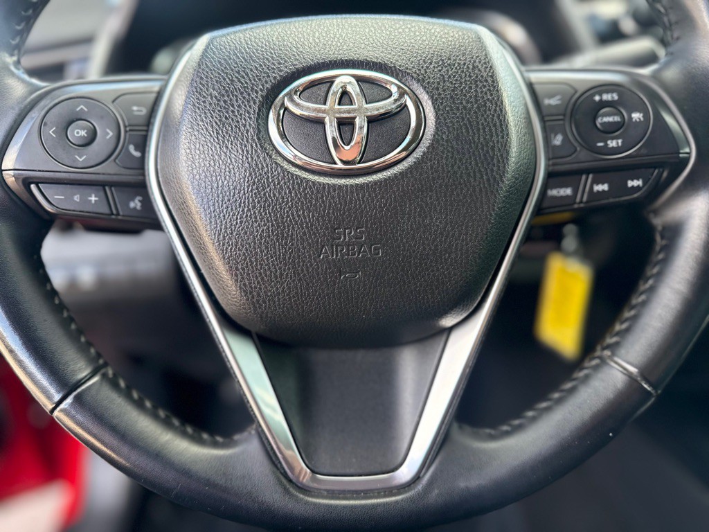 2019 Toyota Camry Image 16