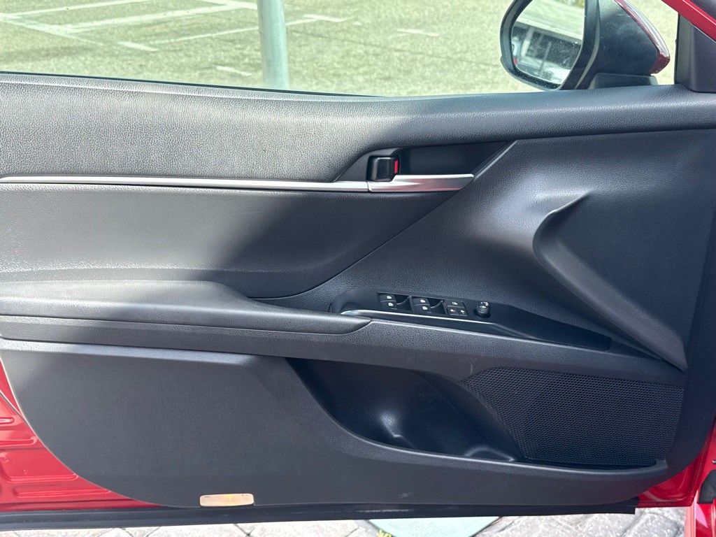 2019 Toyota Camry Image 31