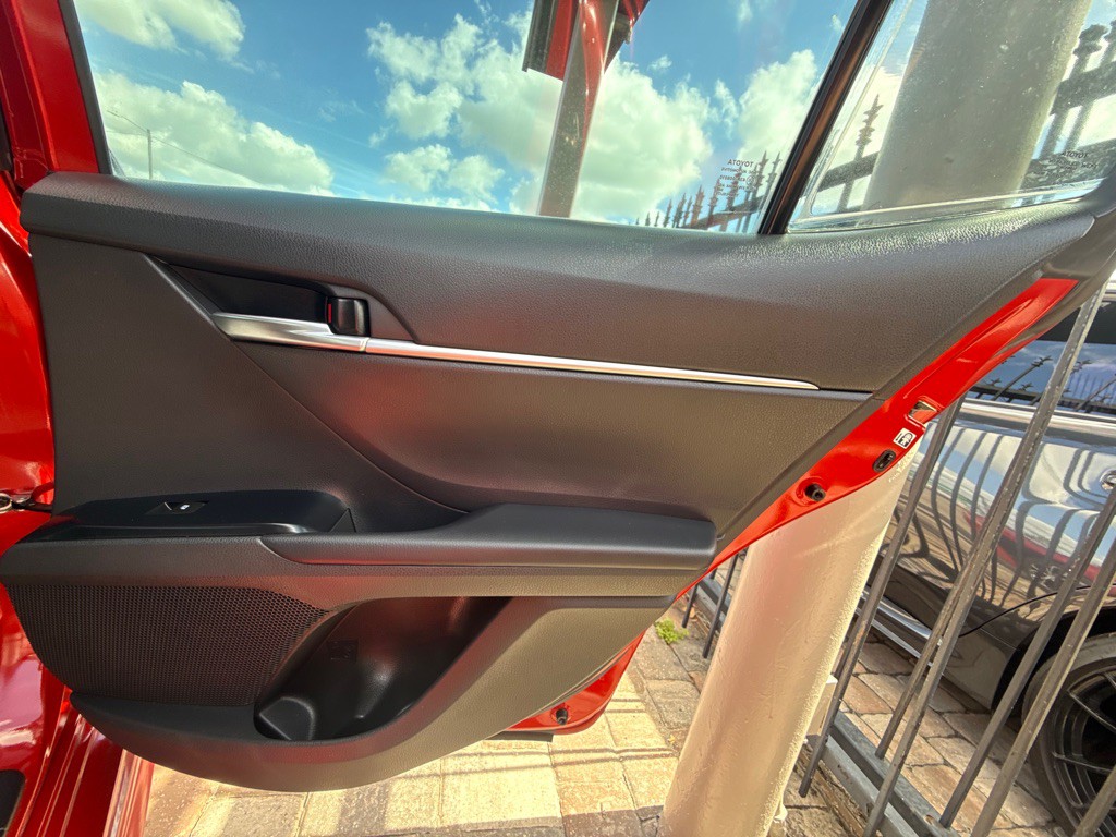 2019 Toyota Camry Image 34