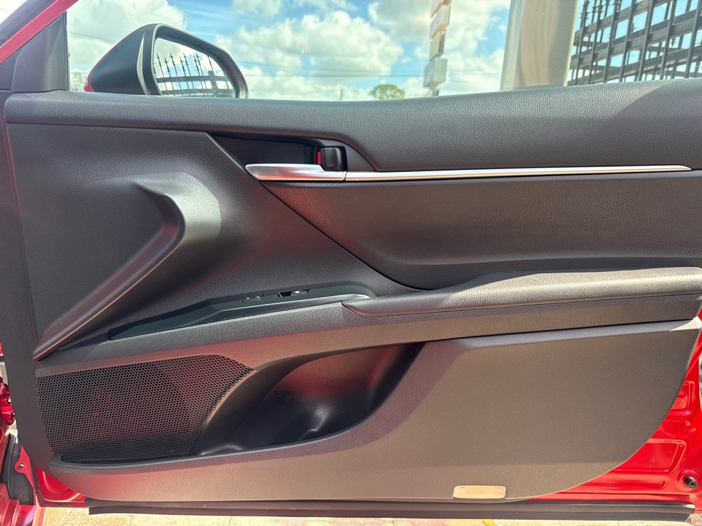 2019 Toyota Camry Image 35