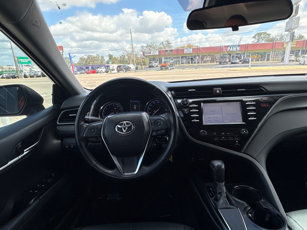 2019 Toyota Camry Image 38