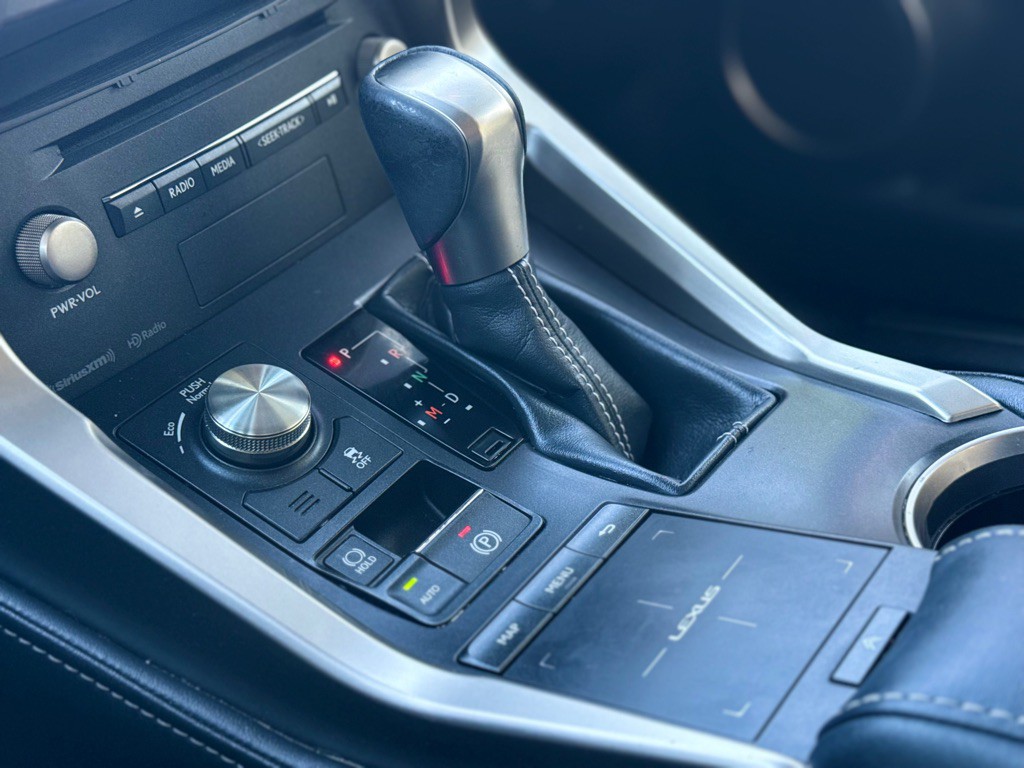 2018 Lexus NX Image 17