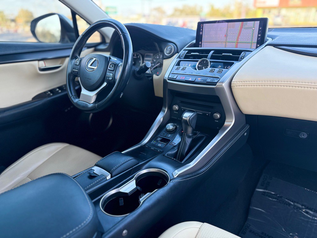 2018 Lexus NX Image 22