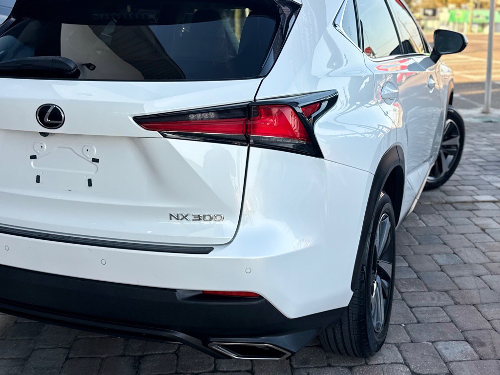 2018 Lexus NX Image 26