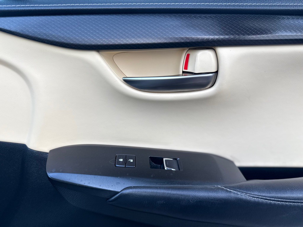 2018 Lexus NX Image 35