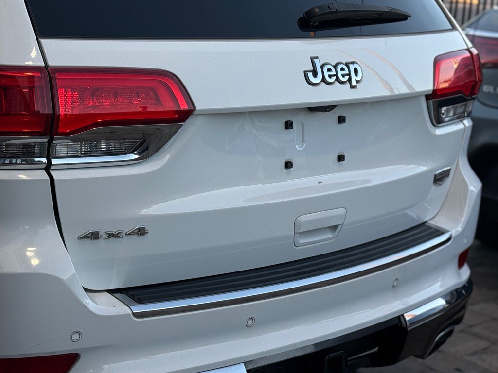2014 Jeep Grand Cherokee Image 25