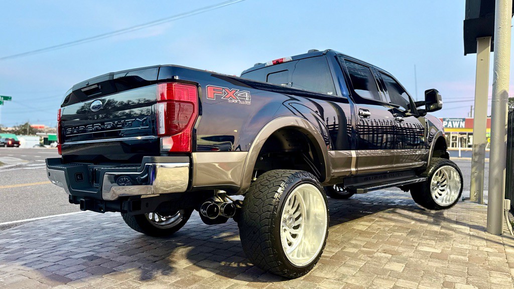 2022 Ford F-250 Image 3