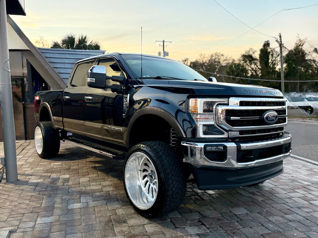 2022 Ford F-250 Image 4