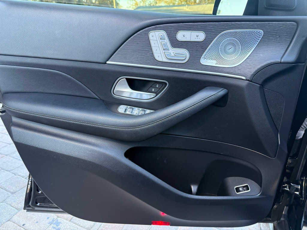 2022 Mercedes-Benz GLE-Class Image 32