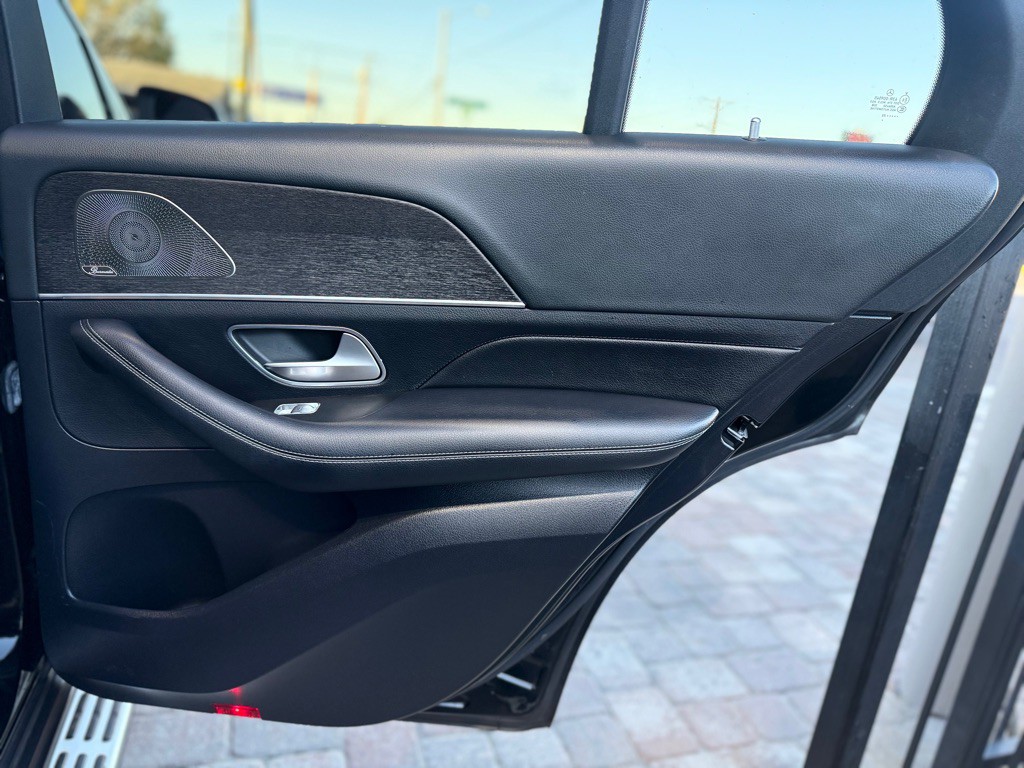 2022 Mercedes-Benz GLE-Class Image 35