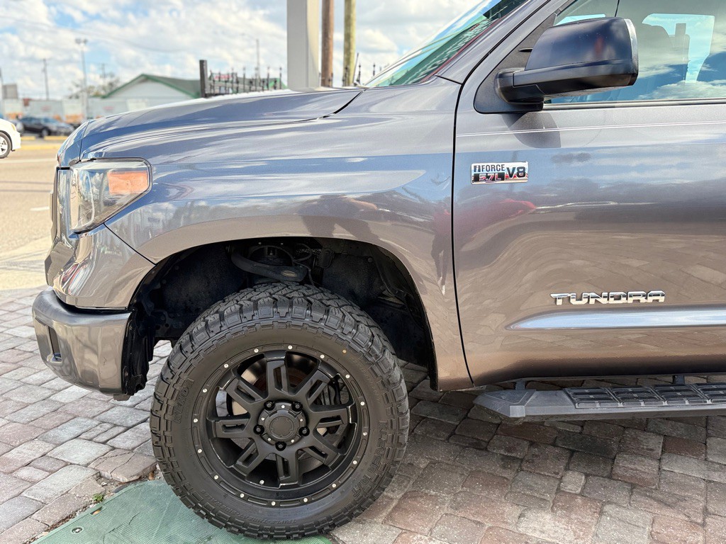 2014 Toyota Tundra Image 11