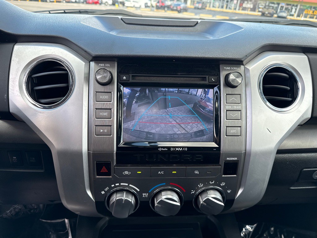 2014 Toyota Tundra Image 17