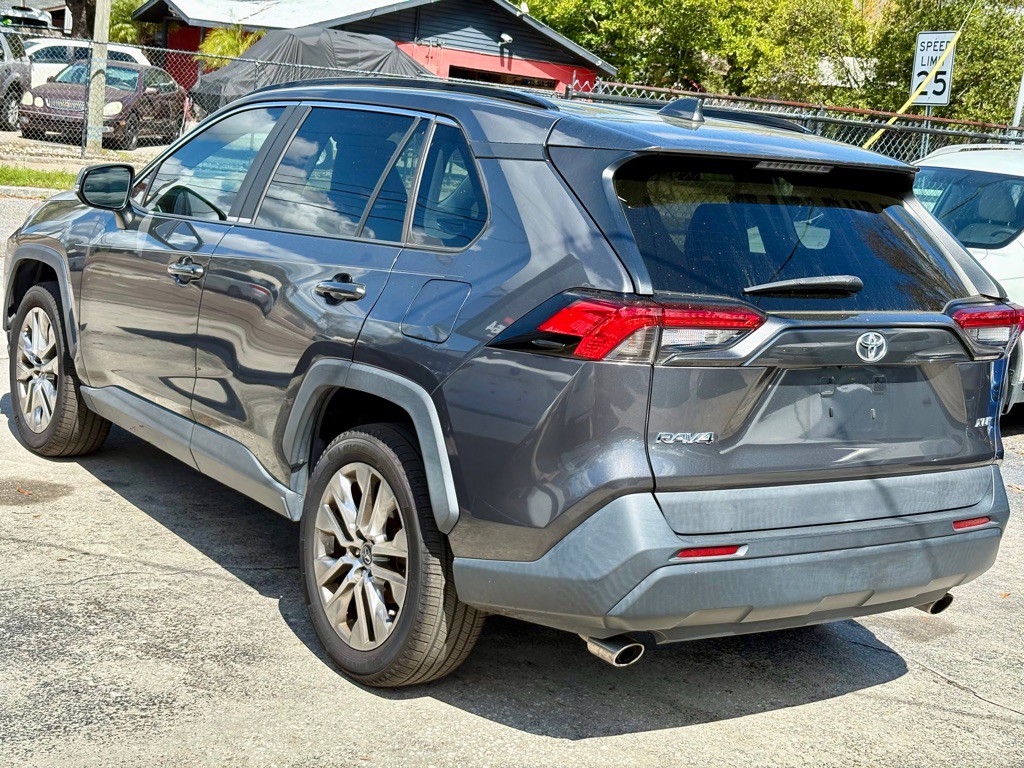 2020 Toyota Rav4 Image 5