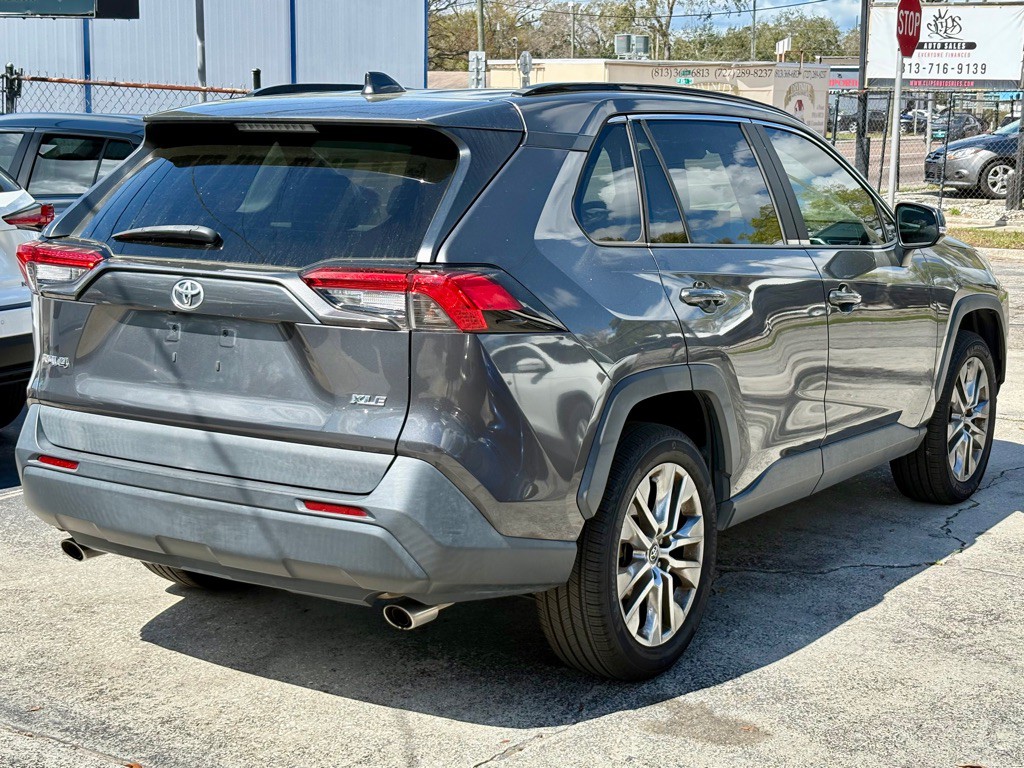 2020 Toyota Rav4 Image 7