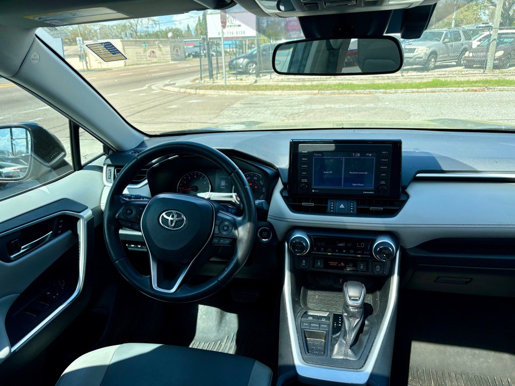 2020 Toyota Rav4 Image 11
