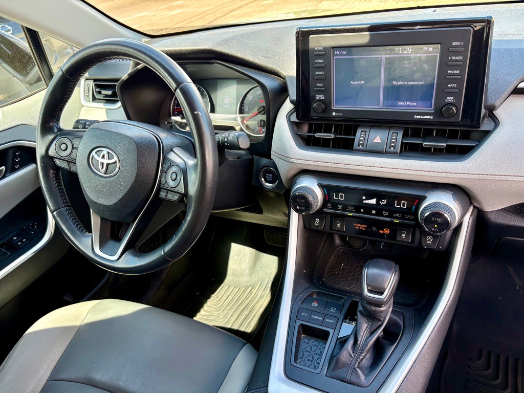 2020 Toyota Rav4 Image 16