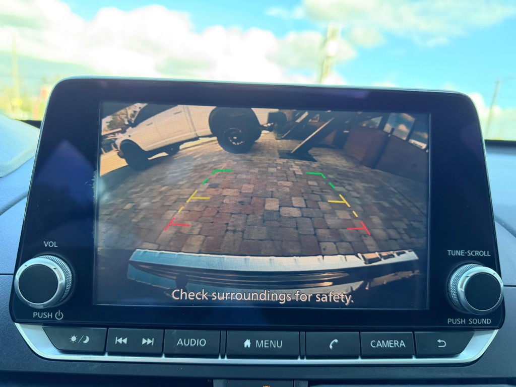 2021 Nissan Altima Image 13