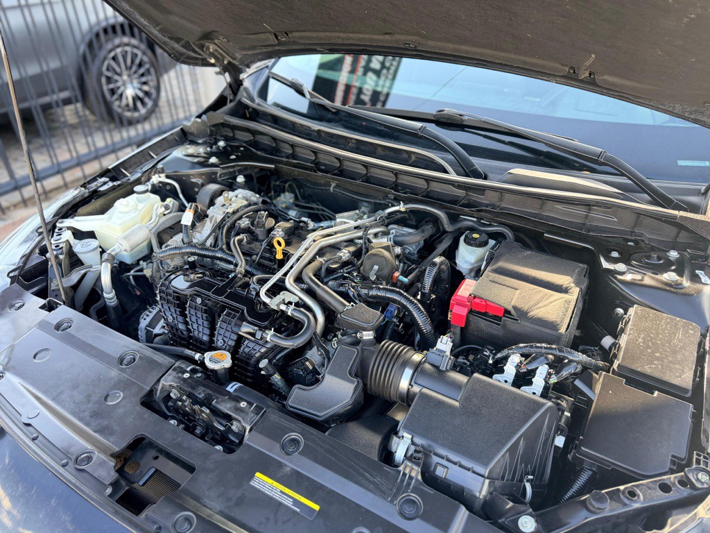 2021 Nissan Altima Image 21