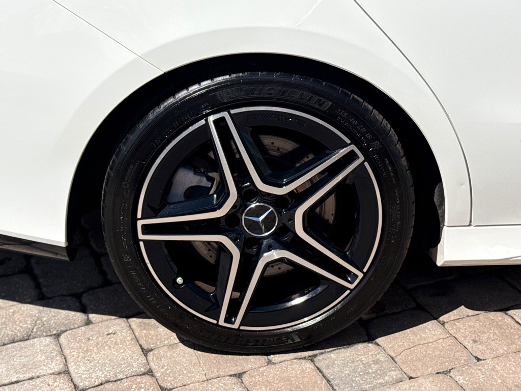 2021 Mercedes-Benz CLA-Class Image 10