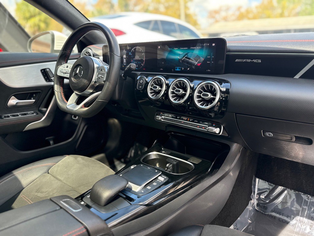 2021 Mercedes-Benz CLA-Class Image 21