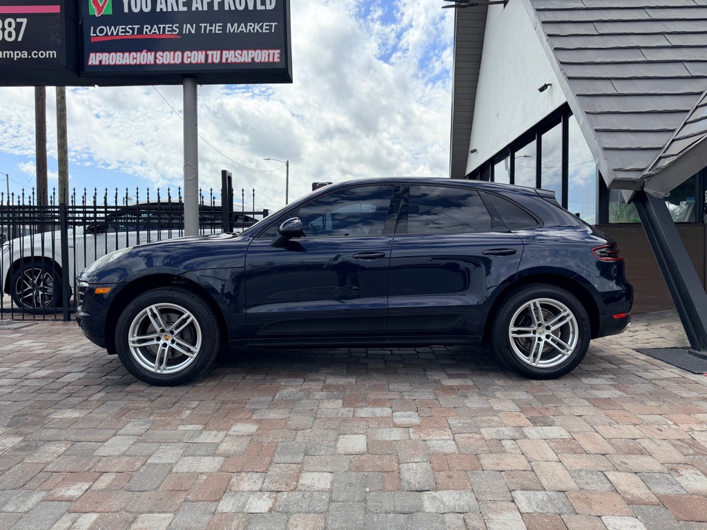 2017 Porsche Macan Image 4