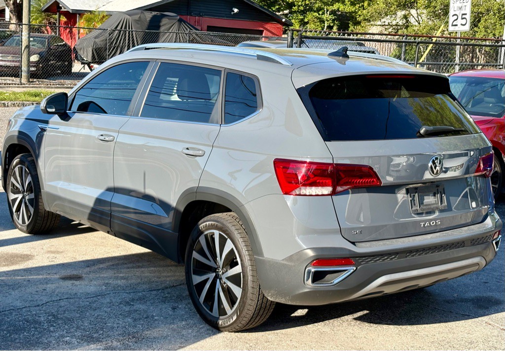 2023 Volkswagen Taos Image 5
