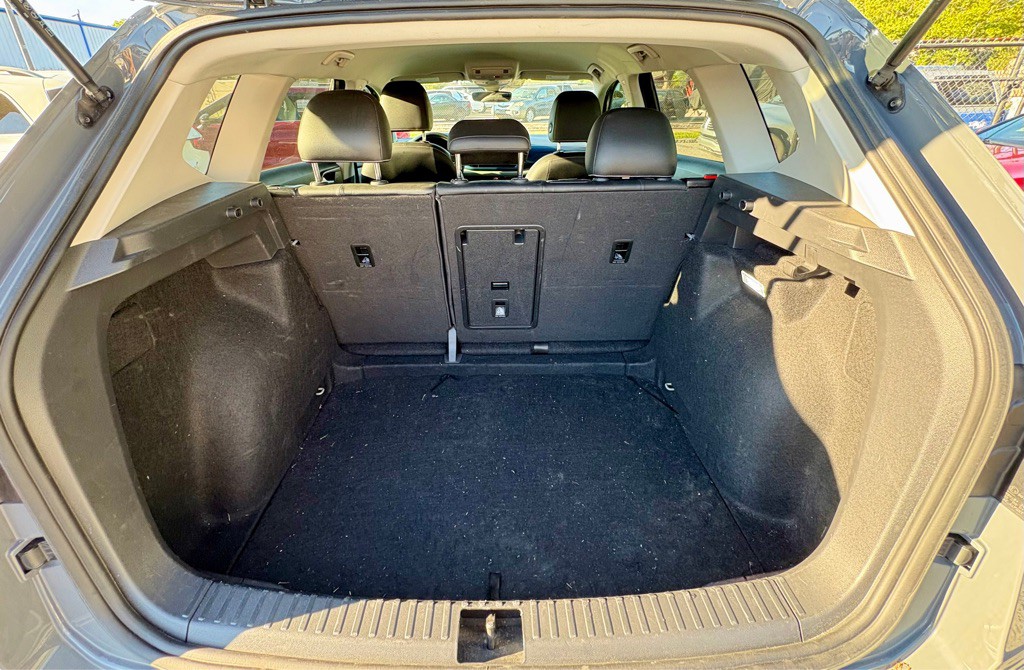 2023 Volkswagen Taos Image 14