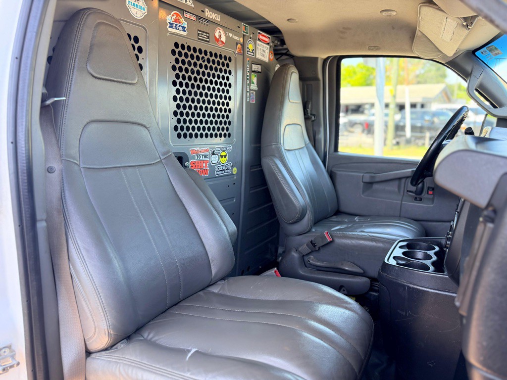 2019 Chevrolet Express Image 16