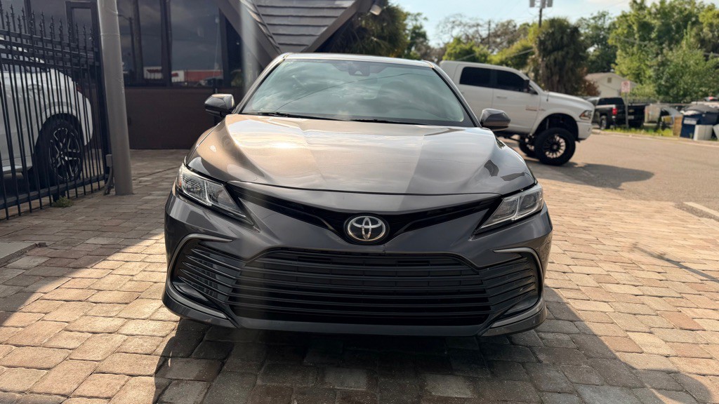 2021 Toyota Camry Image 3