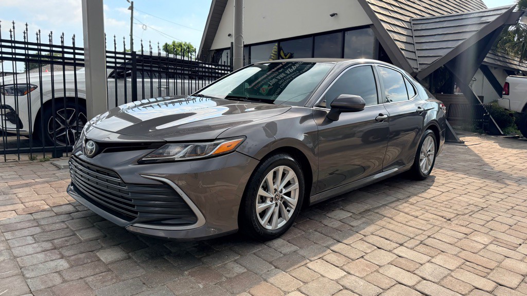 2021 Toyota Camry Image 4
