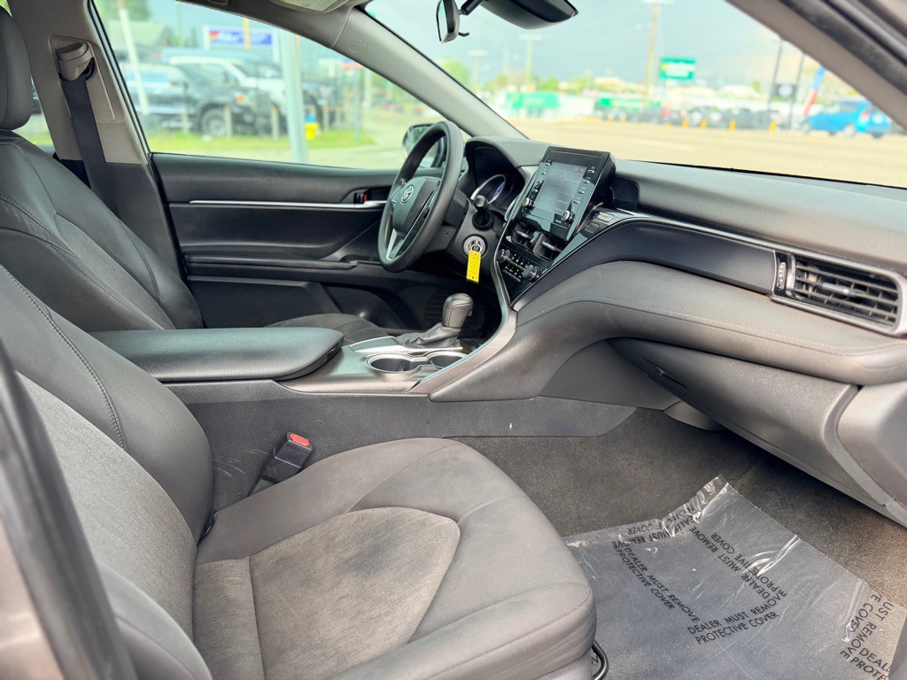 2021 Toyota Camry Image 13