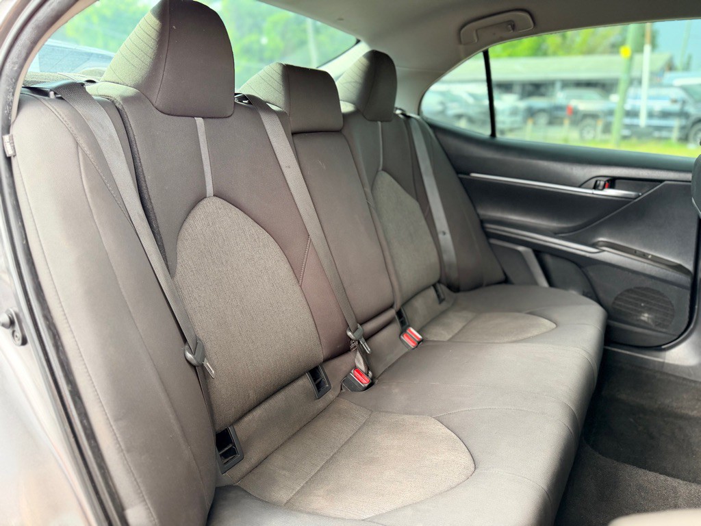 2021 Toyota Camry Image 16