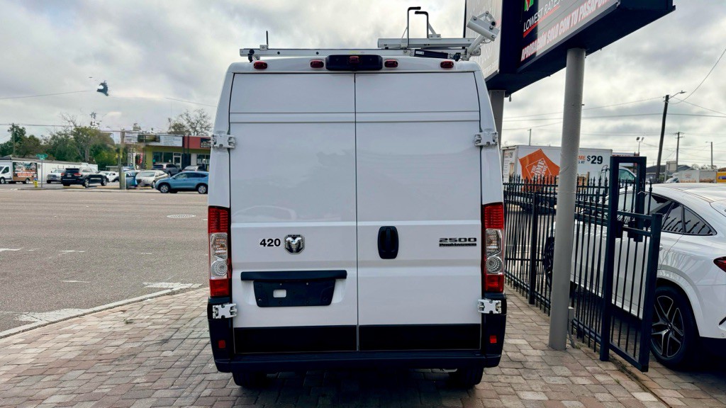 2024 RAM Promaster Image 8