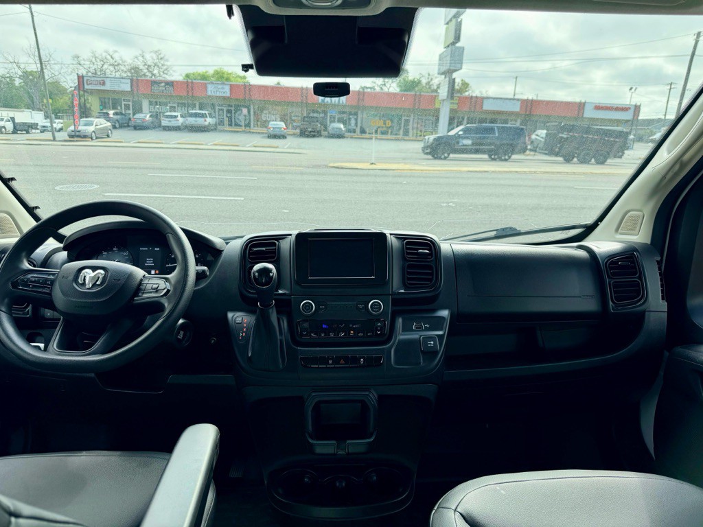 2024 RAM Promaster Image 13