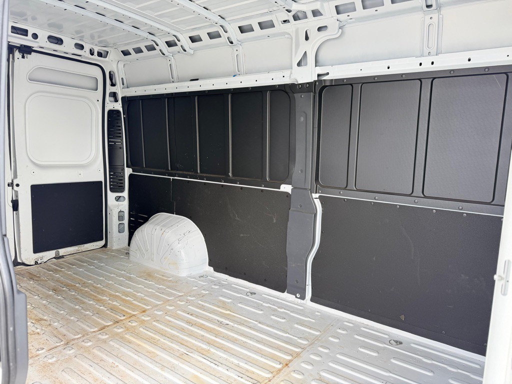 2024 RAM Promaster Image 20